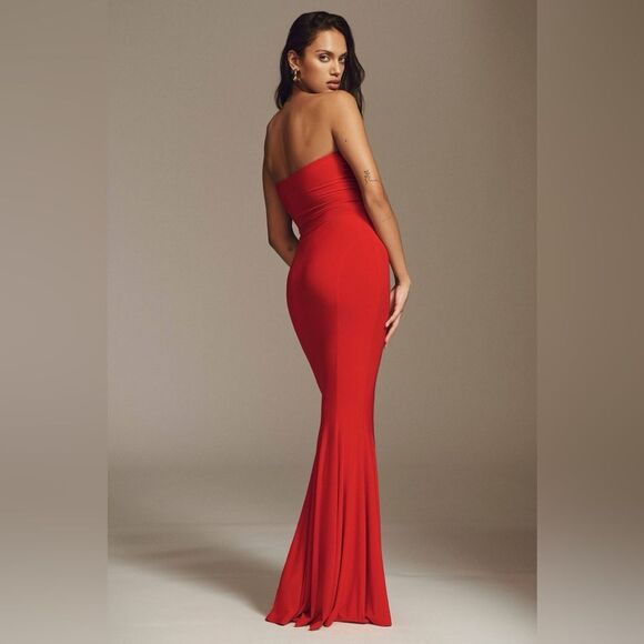 Norma Kamali Strapless Fishtail Gown in Tiger Red, NWT, Size L-40 - Picture 1 of 16